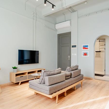 Grey L Studio Apartments Downtown Alexandria Menasce House Exterior foto