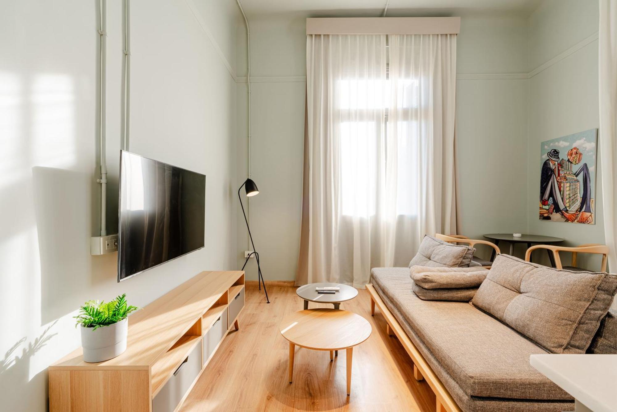 Grey L Studio Apartments Downtown Alexandria Menasce House Exterior foto