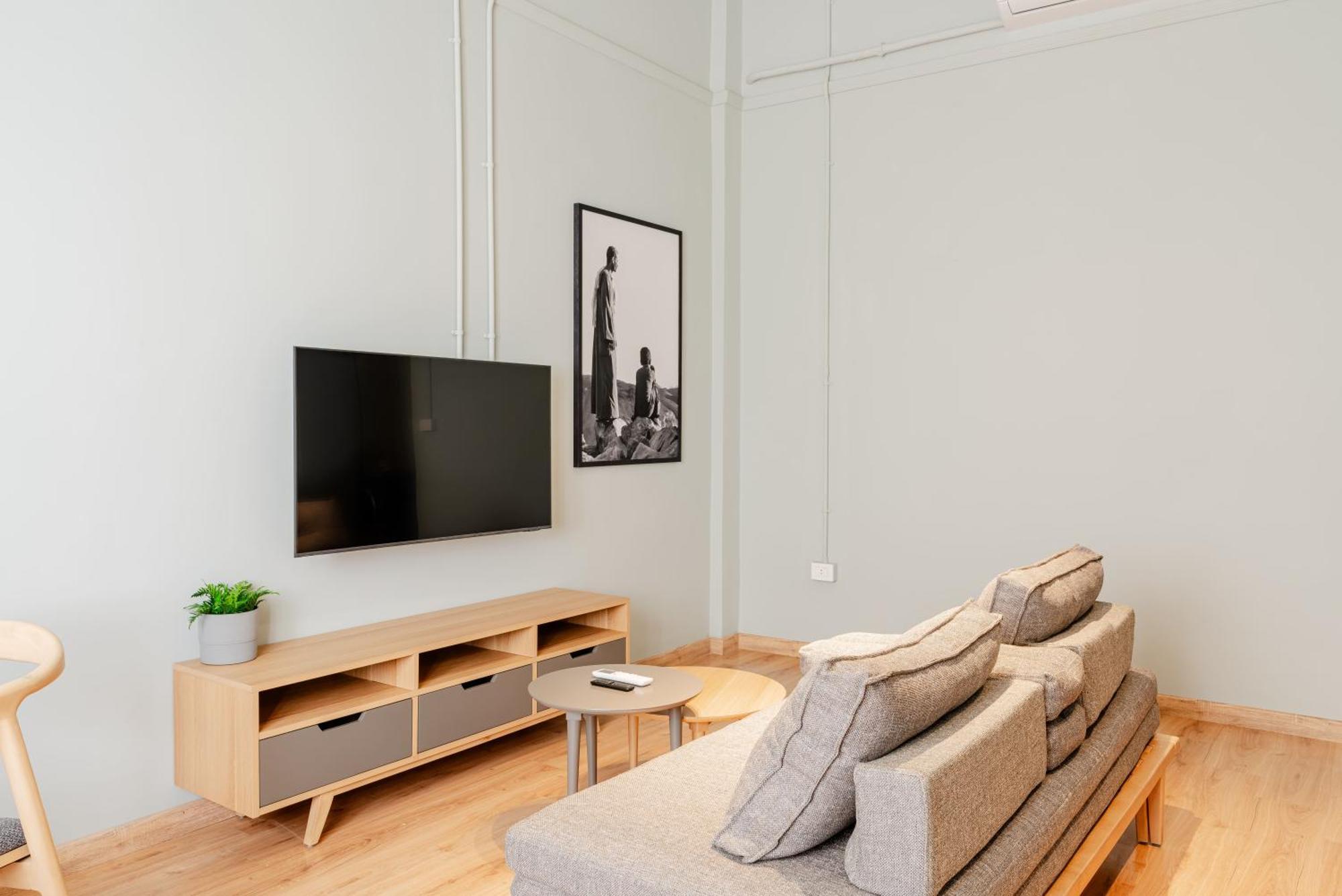 Grey L Studio Apartments Downtown Alexandria Menasce House Exterior foto